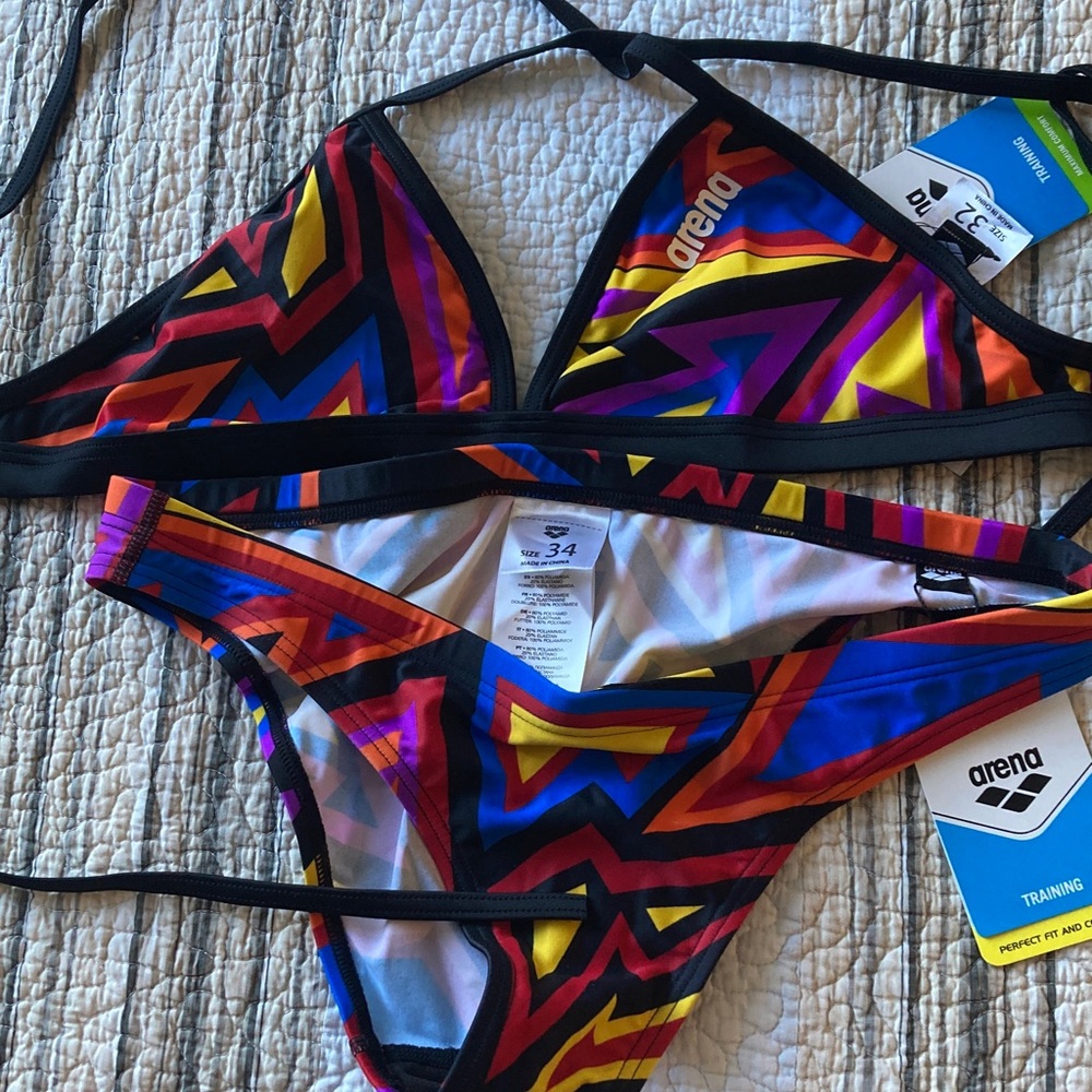 Arena Women's Multicolor Geometric Bikini Top 32 and Bottom 34